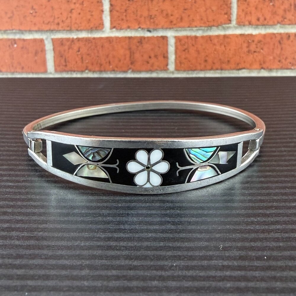 Vintage Taxco Mexico Sterling Silver Inlay Bangle Bracelet Mother of Pearl Abalo